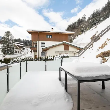 Kobelhaeusl Bei Hause Gross