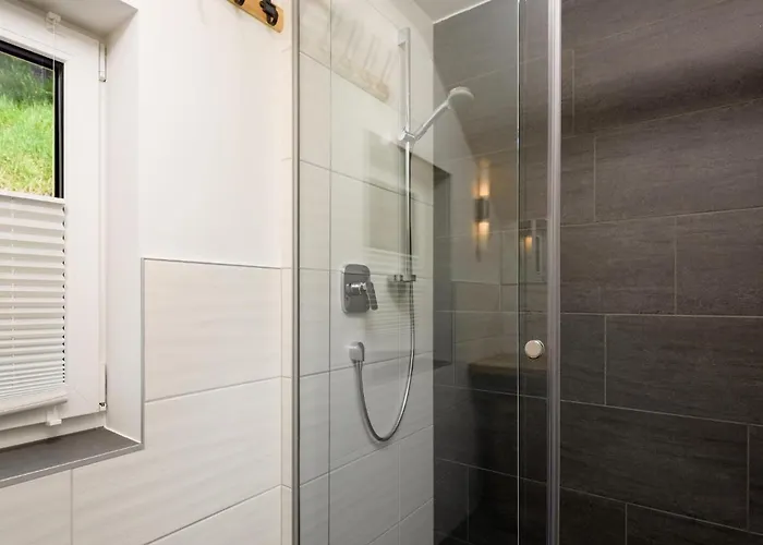 Kobelhaeusl Bei Hause Gross * Neukirchen am Großvenediger